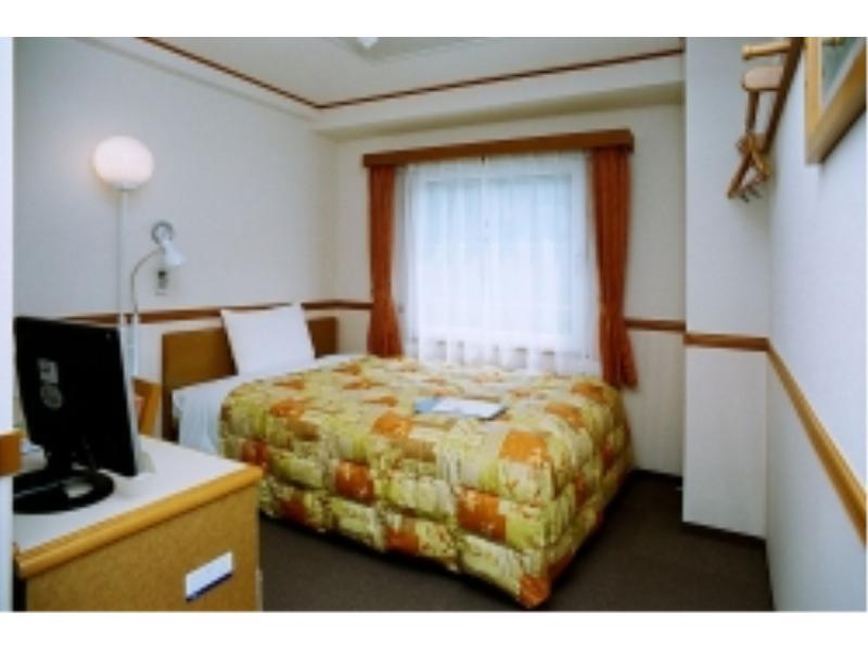 Toyoko Inn Yokohama Tsurumi Eki Higashi Guchi Экстерьер фото